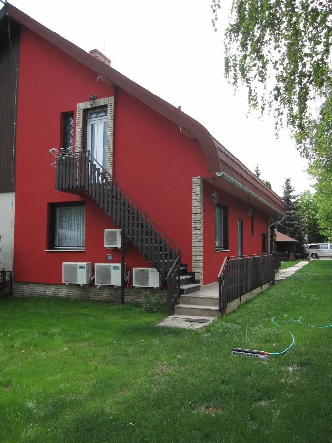 Zrinyi Haz Apartment Szantod