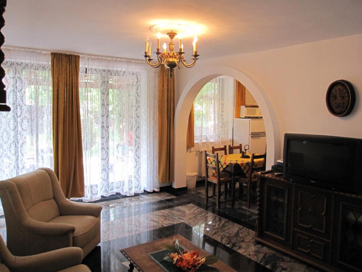 Zrinyi Haz Apartment Szantod